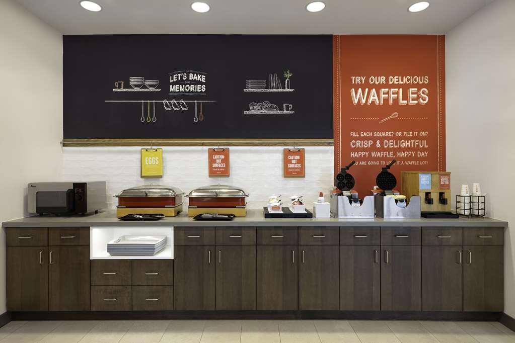 Hampton Inn Midland, On Restaurante foto
